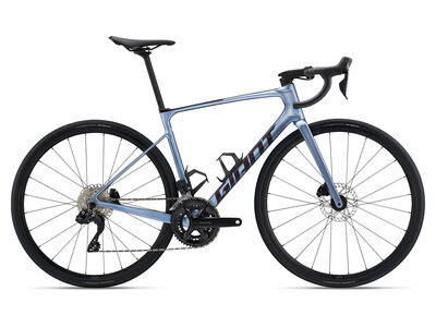 2025 GIANT Defy Advanced 1